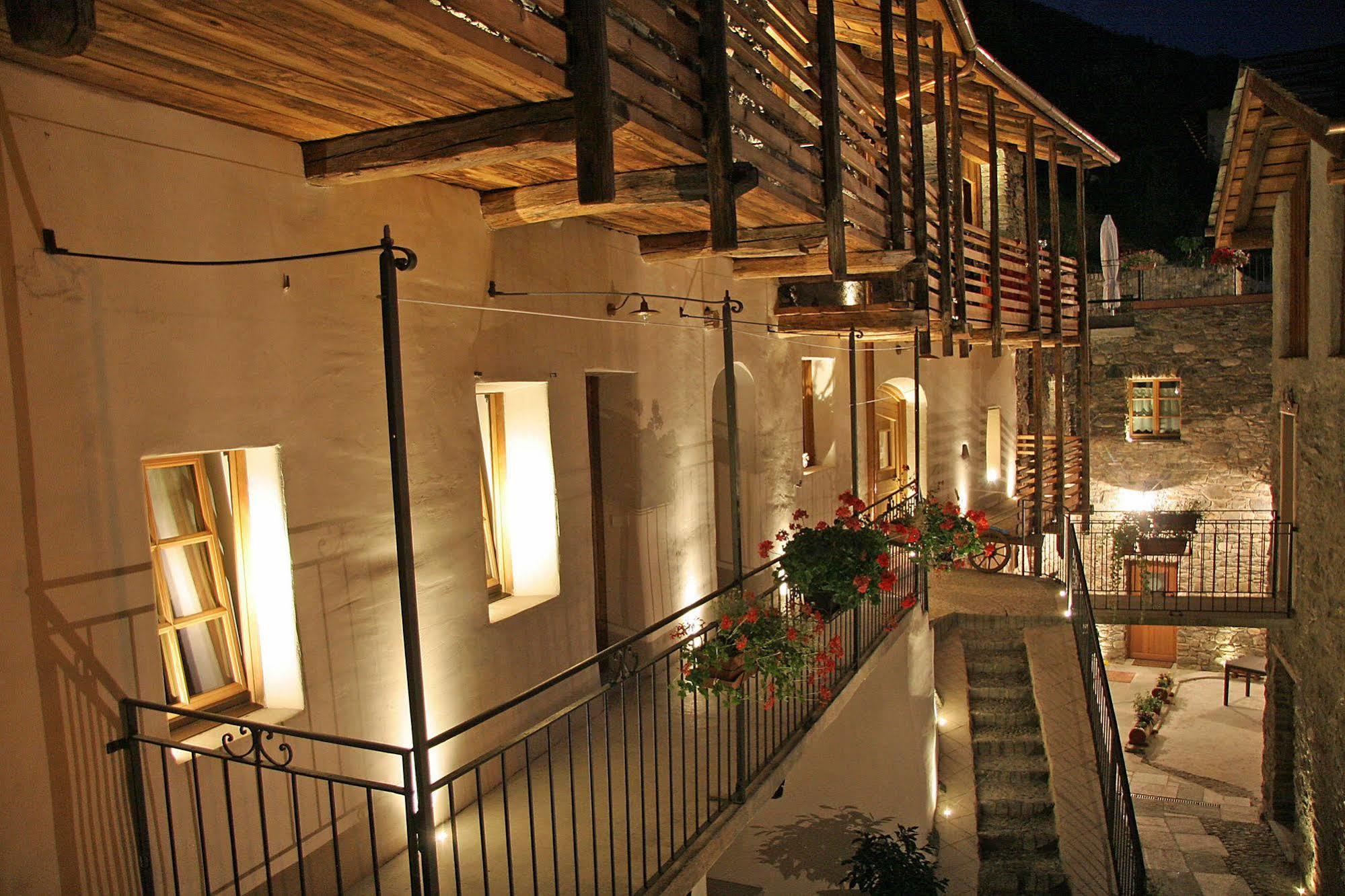 HOTEL OSTELLO DEL CASTELLO TIRANO 2 Italy from 67 HOTELMIX